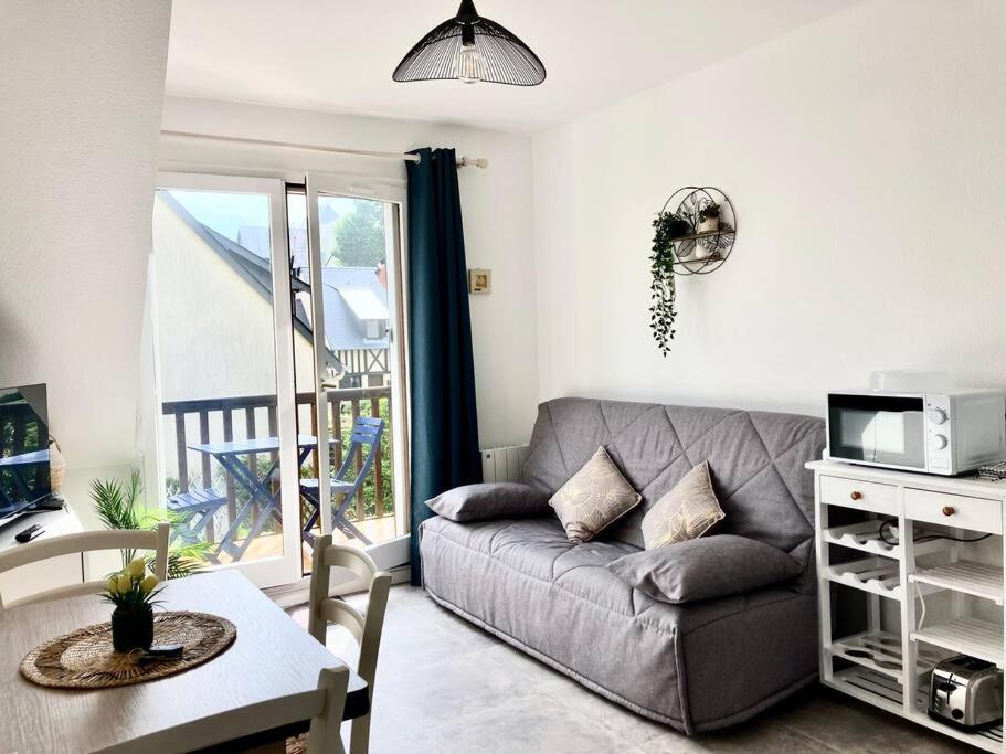 Cabourg, Appartement T2 Acces Direct Mer Luaran gambar